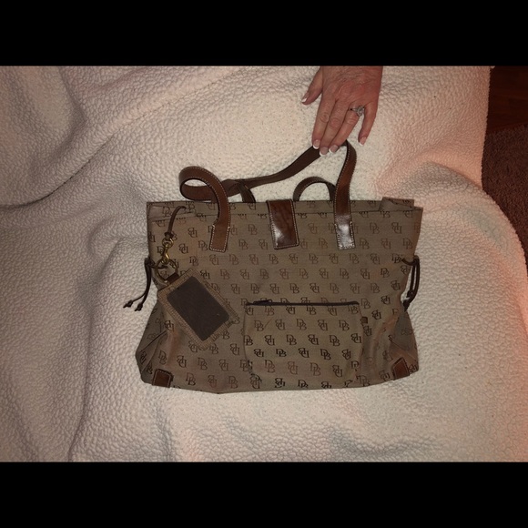 Dooney & Bourke Handbags - Dooney & Bourke Purse/Tote